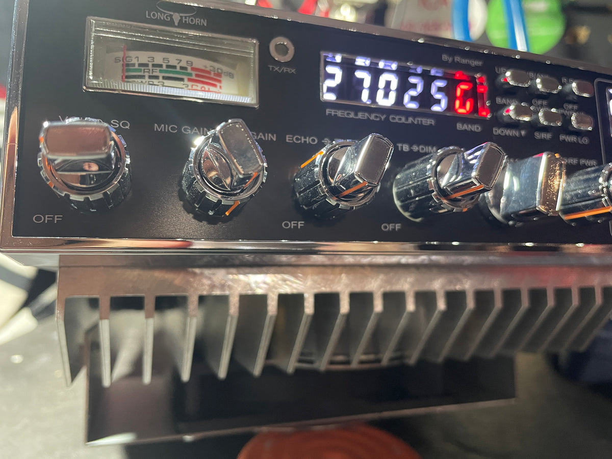 Ranger Longhorn Superior N6 10 meter radio